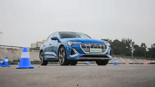国产奥迪顶级试驾视频,驾驭巅峰，尽享速度与激情之旅